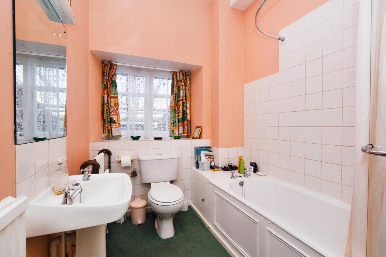The Old School Bed & Breakfast Bicester Eksteriør bilde